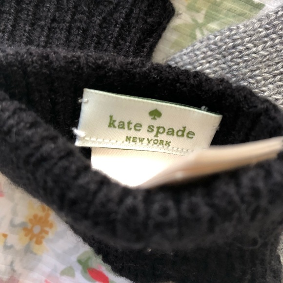 Kate Spade Beanie Mittens and Wallet - Picture 9 of 9